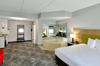 Отель Country Inn & Suites by Radisson, Mount Morris, NY