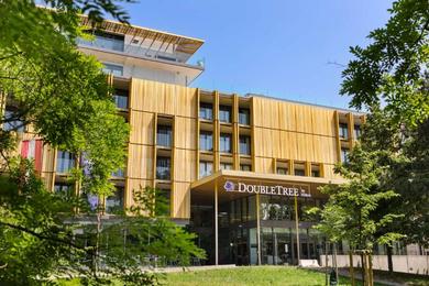 Отель Doubletree by Hilton Vienna Schonbrunn