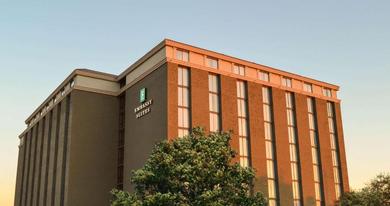 Hotel Embassy Suites by Hilton Austin Central