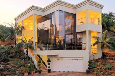 Вилла Modern Umhlanga Villa, Ocean Views & Rooftop Pool