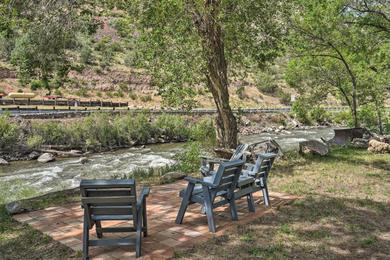 Holiday home Cotopaxi Escape with Game Room on Arkansas River!