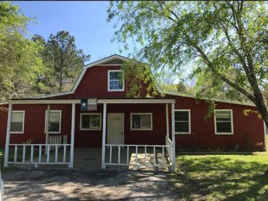  •Wide front & back yard •4Bd in Heart of Texas