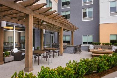 Hotel Towneplace Suites By Marriott Louisville Northeast