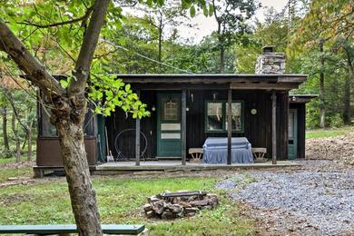 Holiday home Rustic Bedford Cabin Near Hunting and Fishing