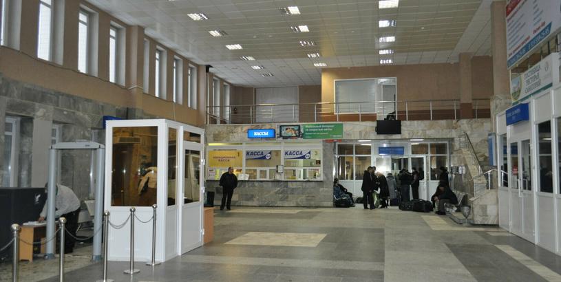 Noyabrsk Airport (NOJ), Noyabrsk, Russia