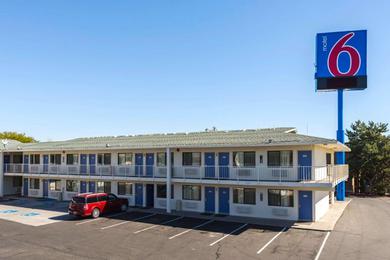 Hotel Motel 6-Reno, NV - West
