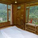 Отель Tirthan valley pine view home stay
