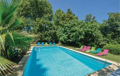 Holiday home Amazing Home In Jonquires With 5 Bedrooms, Private Swimming Pool And Outdoor Swimming Pool