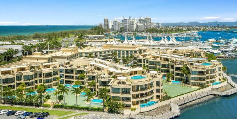 Hotel Palazzo Versace Important Announcement From 1 August 2023, the hotel will not be operating as the Palazzo Versace The hotel will remain operational from 1 August 2023 under a new brand