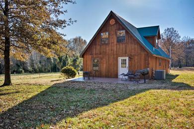 Holiday home Luxury Cabin with Pond, Working Ranch Near Nevada, MO