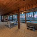 Holiday home New Lodge! Hot Tub, 3 Fireplaces, and gazebo with private River Access nearby!