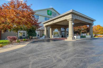 Hotel Holiday Inn Express Hotel & Suites Oshkosh - State Route 41, an IHG Hotel