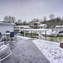Holiday home Waterfront Lakeview Cottage with Dock and Lift!