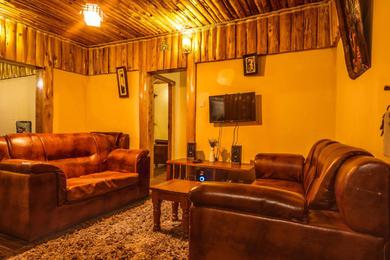 Guest house Mount Kenya Villas & Eco-Camp