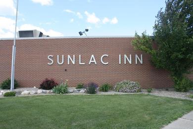 Отель Sunlac Inn Lakota
