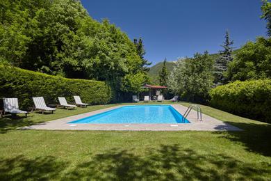 Villa Laglio Villa Sleeps 11 with Pool Air Con and WiFi