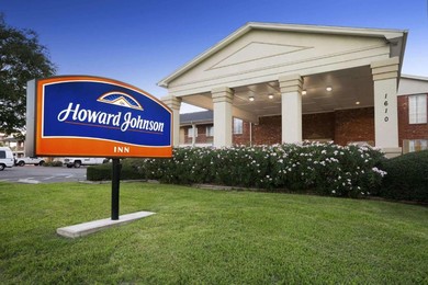 Hotel Howard Johnson by Wyndham Beaumont