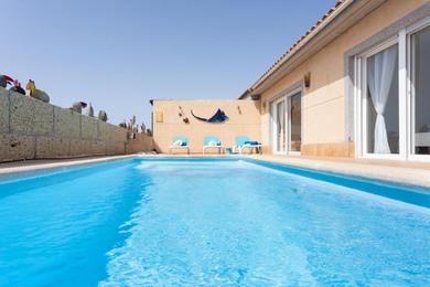 Holiday home Casa Almendra - Private pool - Ocean View - BBQ - Garden - Terrace - Free Wifi - Child & Pet-Friendly - 4 bedrooms - 8 people