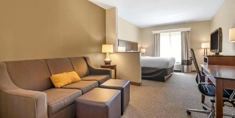 Отель Comfort Suites Ocala North