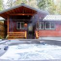 Holiday home Mt. Pilchuck River Cabin - hot tub-beach-firepit