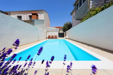 Villa Luxury Villa Claudia with Pool