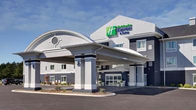Отель Holiday Inn Express & Suites North Fremont, an IHG Hotel