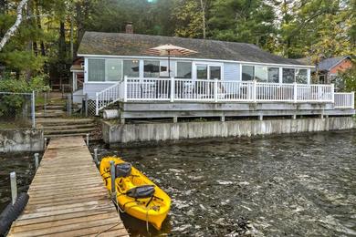 Holiday home Renovated Lakefront House with Dock Pets Welcome!
