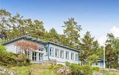Holiday home Stunning home in Stavsns with Sauna, 4 Bedrooms and WiFi