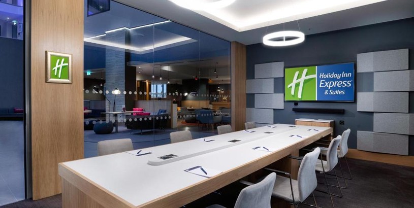 Hotel Holiday Inn Express - London Heathrow T4, an IHG Hotel