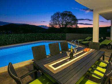 Villa Villa Croatia Sea View with heated pool