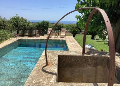 Villa Authentic Sicilian Charm, pool, sea view & parking