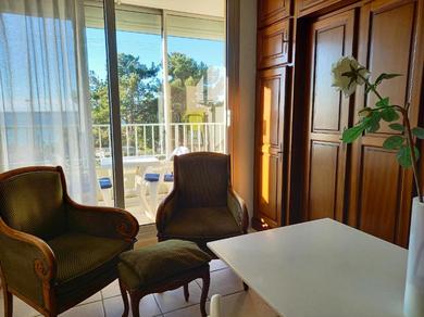Apartments Appartement d'une chambre avec vue sur le lac balcon amenage et wifi a Balaruc les Bains a 7 km de la plage