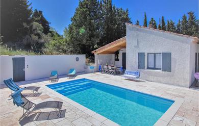 Holiday home Awesome home in La Garde Adhémar w/ Outdoor swimming pool, WiFi and 4 Bedrooms