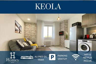 Апартаменты HOMEY KEOLA - Parking privé gratuit - Aux portes de Genève - Au pied du tram - Appartement avec 1 chambre et un grand salon avec un canapé-lit