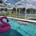 Holiday home Newly Renovated Pool and Lake Dream Home with all the extras