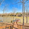 Дом отдыха Waterfront Haven on Lake Tuscaloosa with Deck!