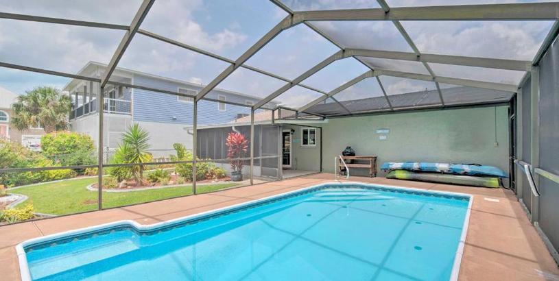 Holiday home Hernando Beach Home with Pool and Canal Access!