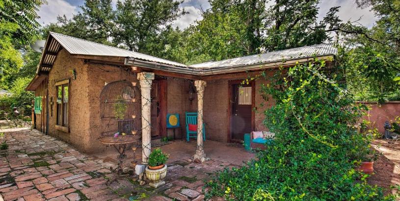 Дом отдыха Patagonia Cottage with Patio and Yard, Walk to Town!