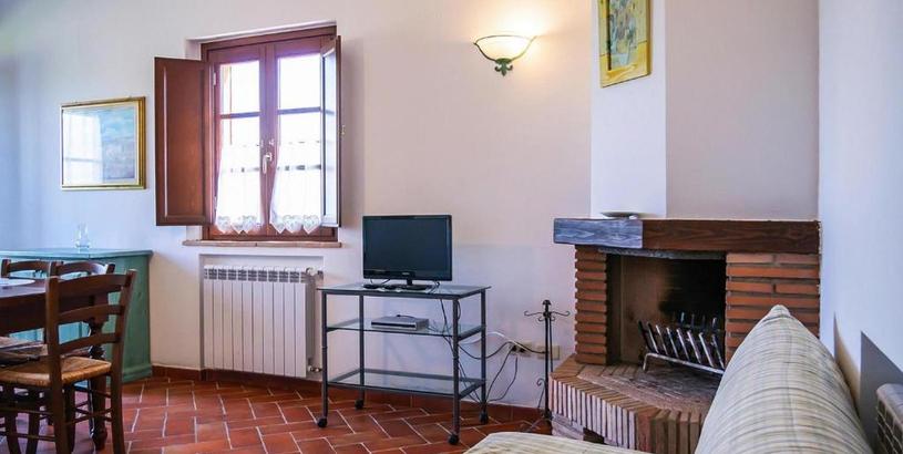 Апартаменты Apartment in Montaione with fireplace