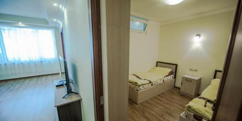 Apartments Renovated Spacious Two Bedroom in the Touristic Center of Yerevan