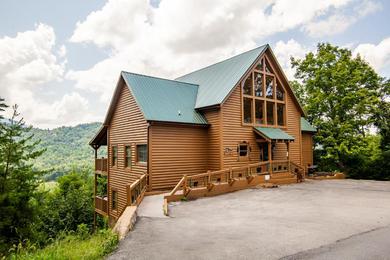 Holiday home Soaring Ridge Lodge - View, Hot Tubs, Theater, Game