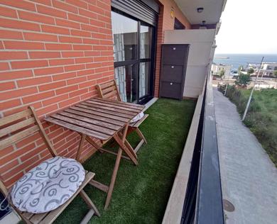 Apartments Precioso apartamento con terraza, pistas de padel y piscinas