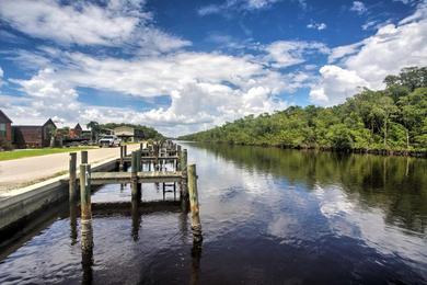 Holiday home Everglades Vacation Rental Cabin - Steps to Bay