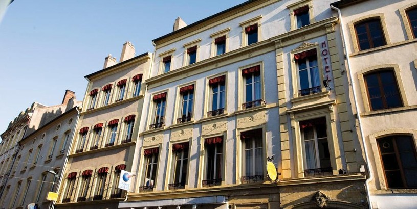 Отель Logis-Hôtel des Oliviers
