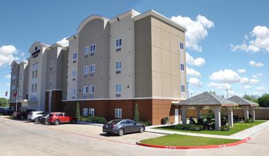 Hotel Candlewood Suites Bay City, an IHG Hotel