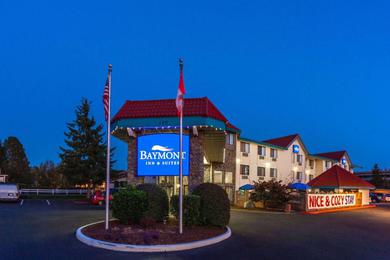 Отель Baymont INN & Suites by Wyndham