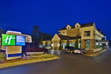 Отель Holiday Inn Express Mackinaw City, an IHG Hotel