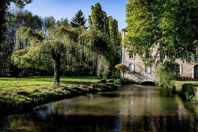 Гостевой дом Le Moulin du Pont d'Iverny