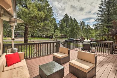 Holiday home Cozy Wooded Munds Park Cabin - 20 Mi to Flagstaff!