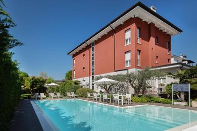 Guest house Vialeromadodici Rooms & Apartments